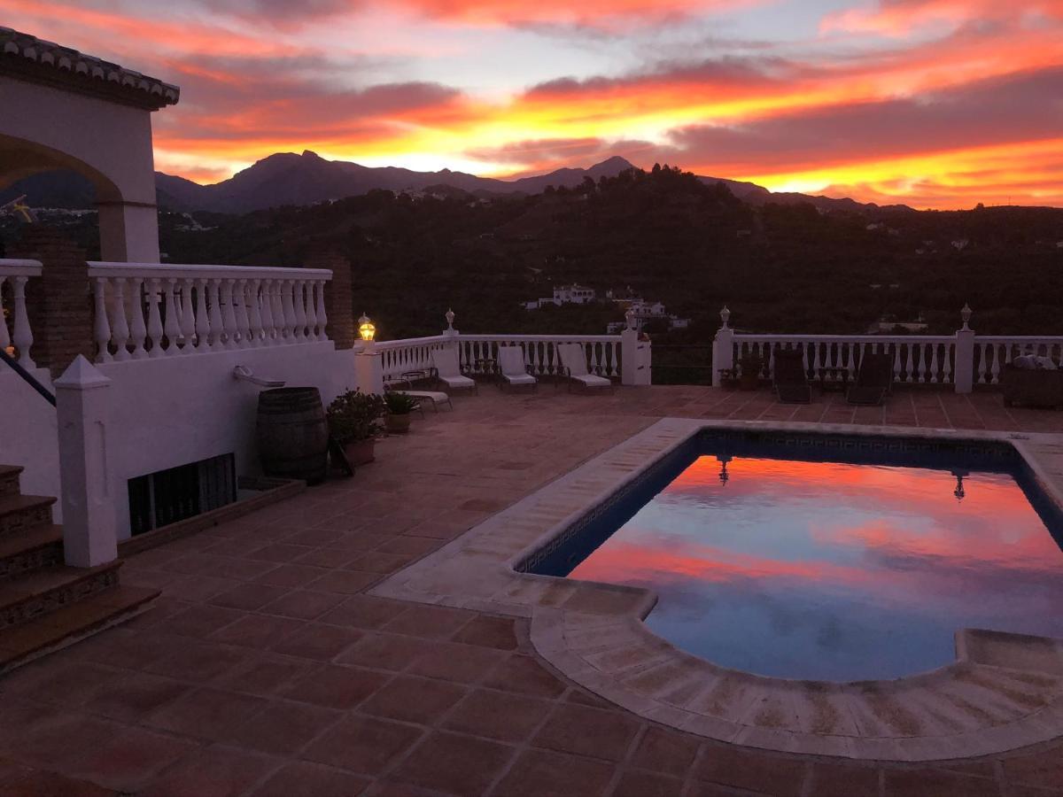 Villa Sunshine Countryside Resort Frigiliana Zewnętrze zdjęcie